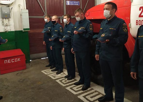 Волчанские пожарные почтили память погибших в Великой Отечественной войне