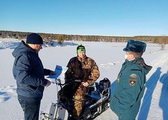 Волчанские пожарные провели рейд по водоемам - искали рыбаков на льду