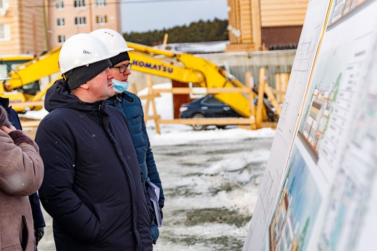 Алексей Шмыков проверил, как исполняются поручения губернатора по развитию Белоярского городского округа