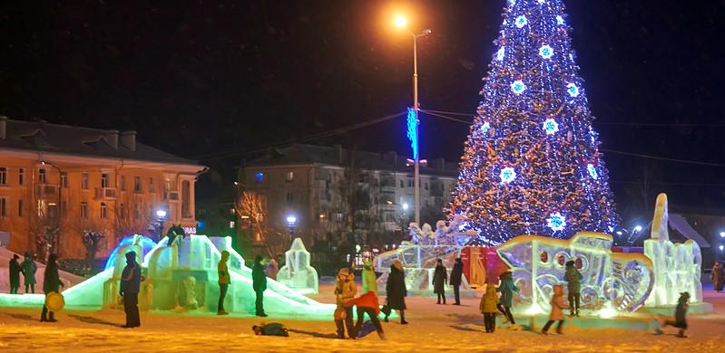 Чем заняться в каникулы: 3 января – Прогуляйтесь по городу. 