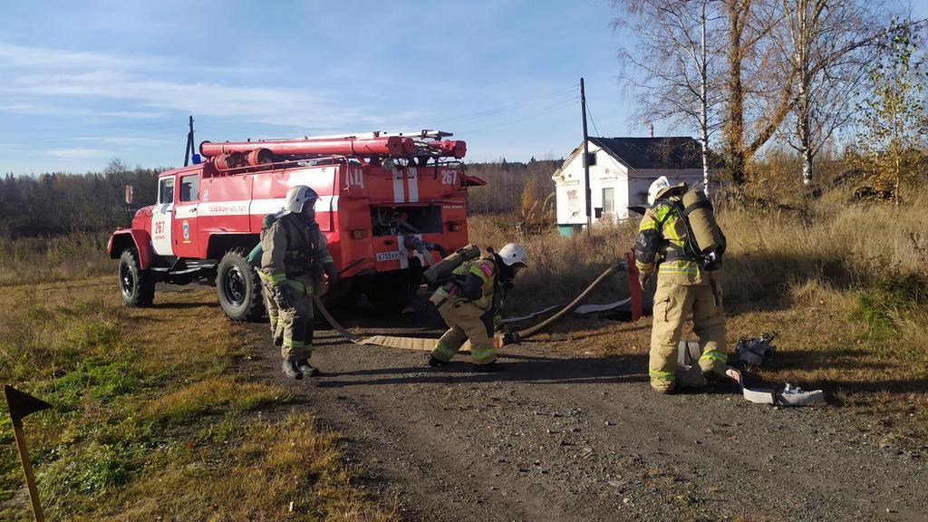Волчанские пожарные провели тренировку на очистных сооружениях