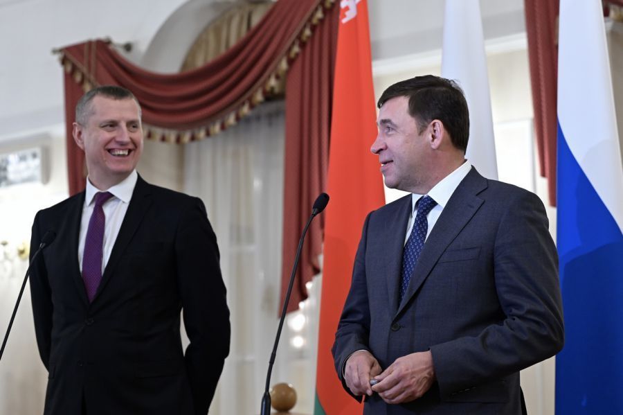 Евгений Куйвашев и Дмитрий Крутой обсудили кооперациию и  участие Республики Беларусь в ИННОПРОМ
