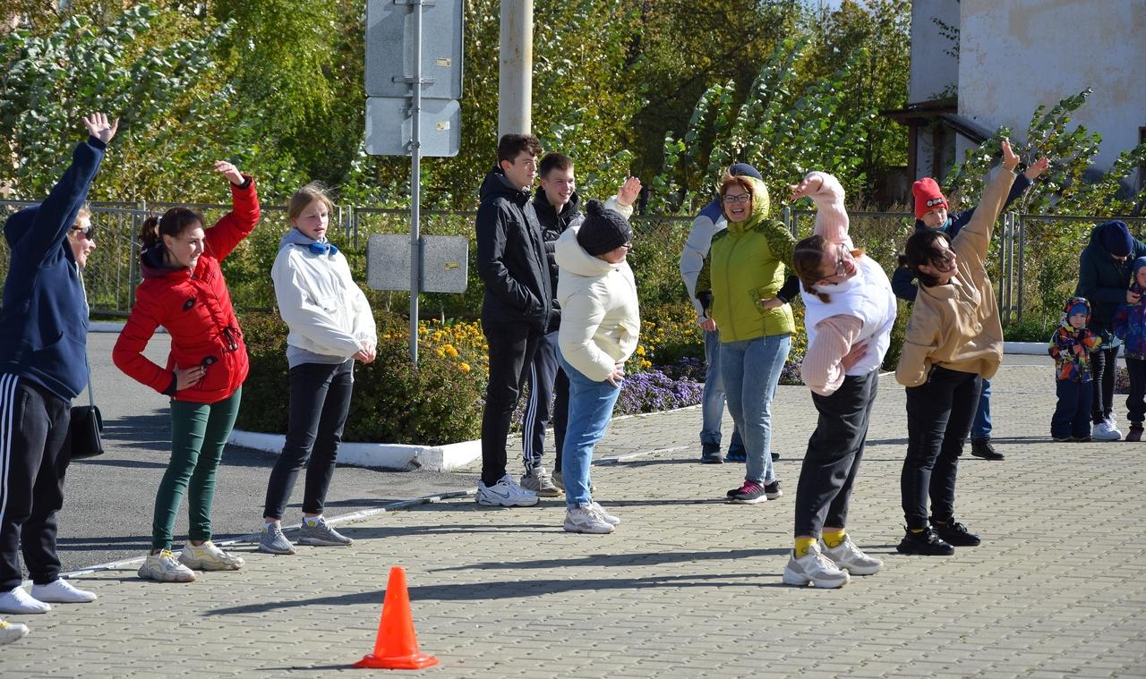 В Волчанске Всероссийский день трезвости отметили зарядкой, спартакиадой и конкурсом рисунков