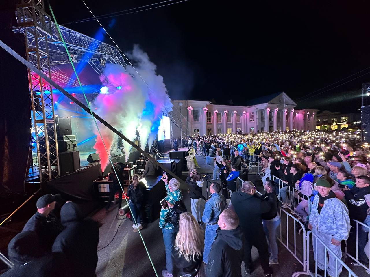 На Дне города в Волчанске выступят Любовь Успенская, Асия и Алан Черкасов