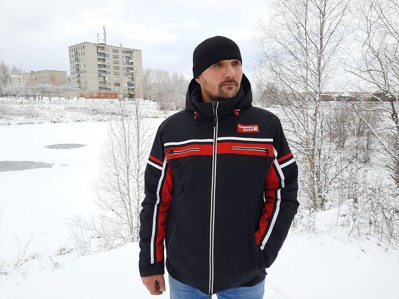 Мужчину, вытащившего школьника из полыньи, представят к медали