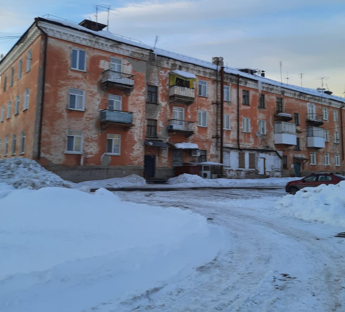 «Он просто вломился и избил нас». В Волчанске незваный гость избил 16-летнего ребенка и его мать