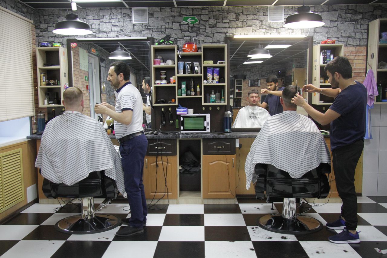 Магазин брадобрея. Барбер Теймур Абдуллаев создает в Серове мужской клуб