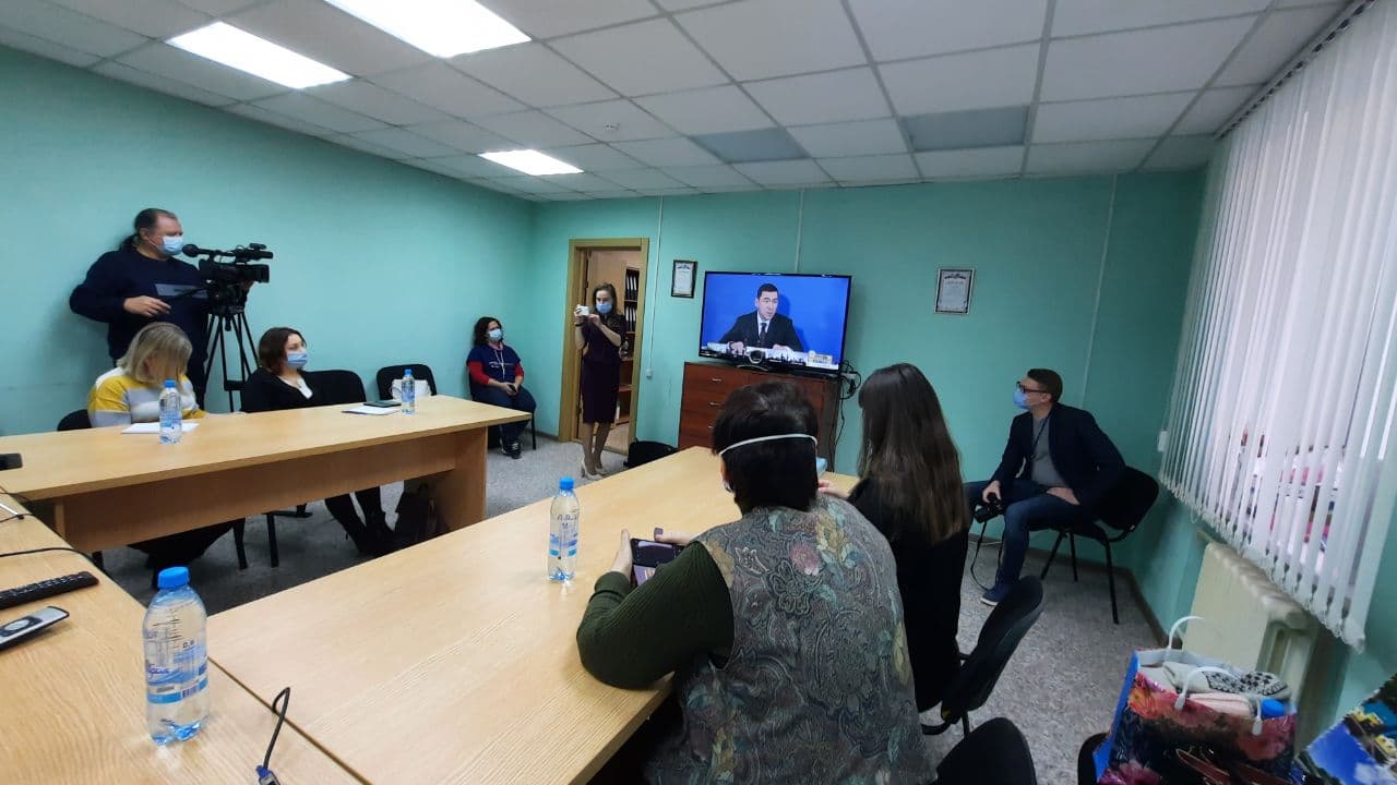 О водоводе, тарифах, ценах и ...бессмертии. Губернатор дал пресс-конференцию по итогам года