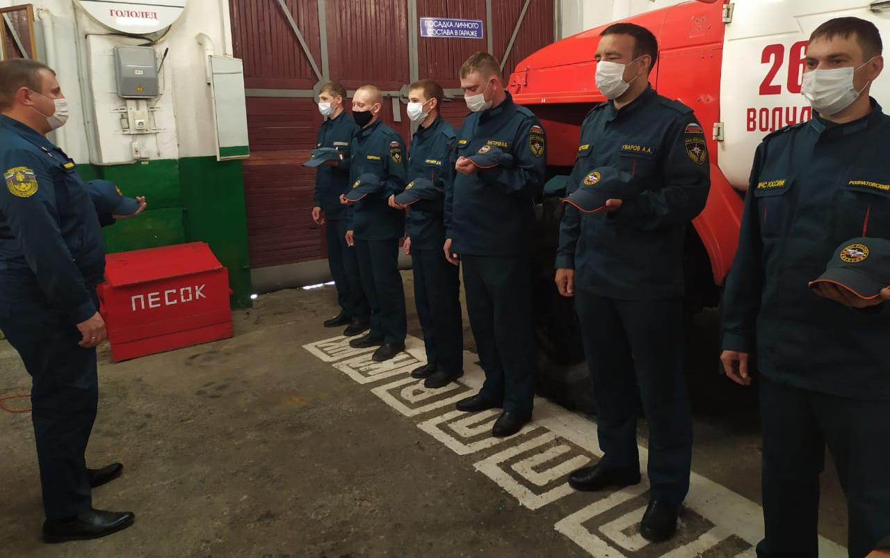 Волчанские пожарные почтили память погибших в Великой Отечественной войне