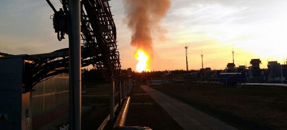 Близ Пелыма взорвался и загорелся газопровод. Названа возможная причина