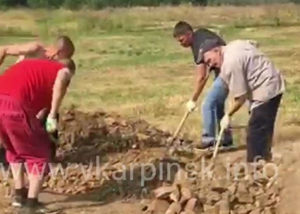Скандал на кладбище: Есть подтверждение, что могилу копали работники ЦГБ. Идет доследственная проверка
