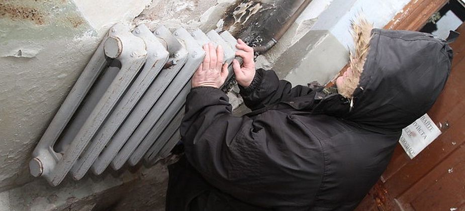 В Госдуме предложили включать летом отопление в холодную погоду