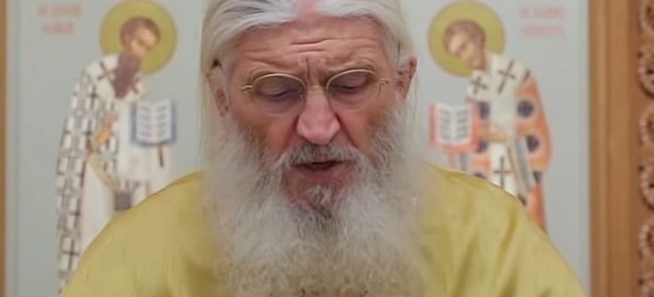 Уральский священник проклял всех, кто посягает на закрытие храмов из-за коронавируса