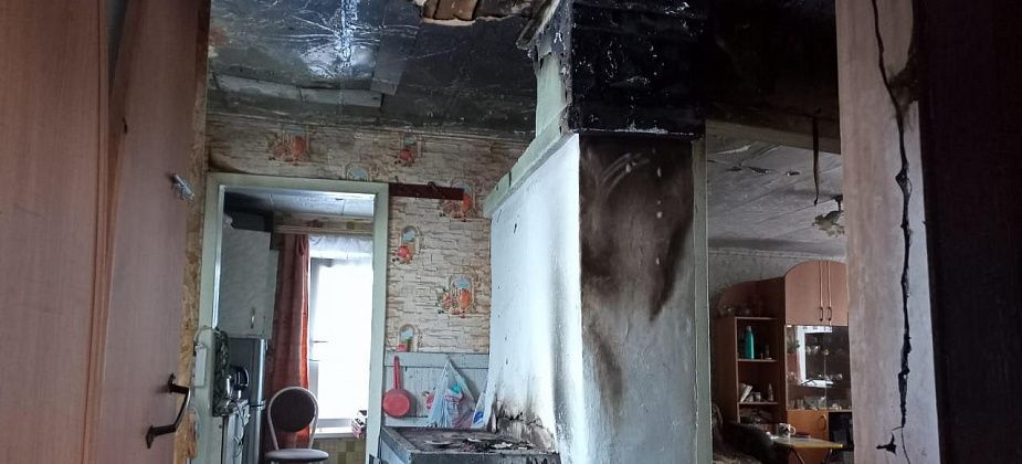 В Волчанске горел частный дом. Хозяйка госпитализирована