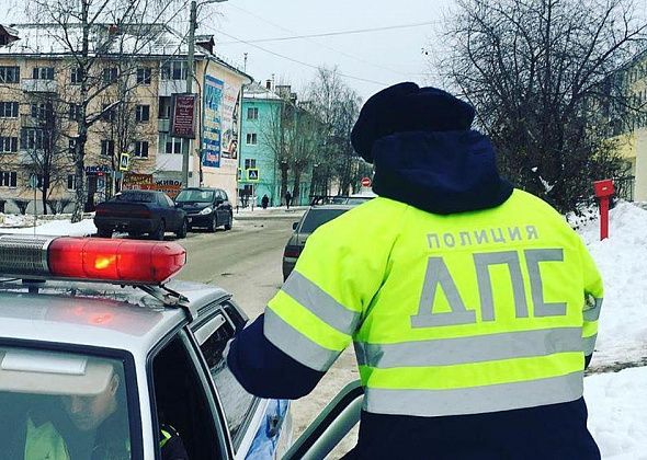 Сотрудники ГИБДД провели акцию: 17 водителей не пропустили пешеходов