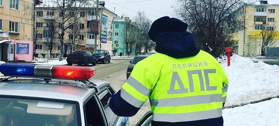 Сотрудники ГИБДД провели акцию: 17 водителей не пропустили пешеходов