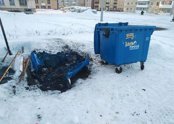 В Волчанске сгорел мусорный контейнер