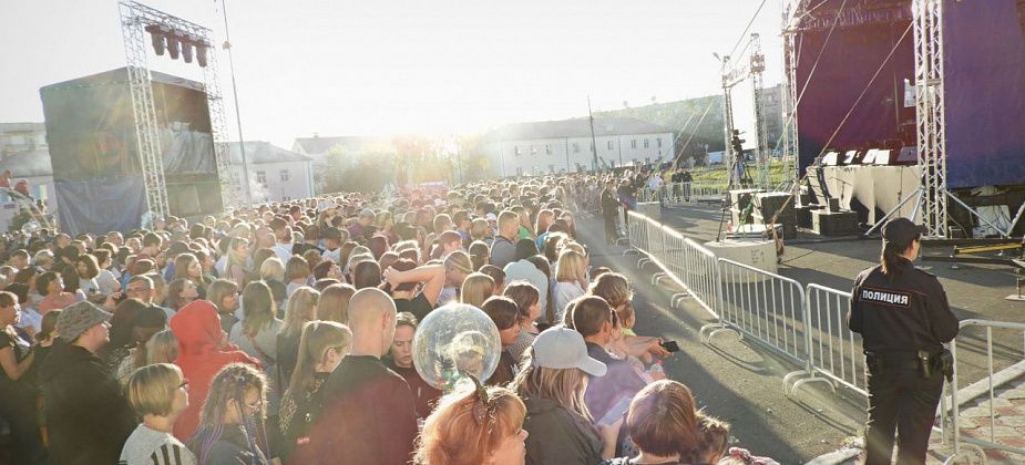 Волчанцев приглашают отметить День шахтера и День города. Публикуем программу мероприятий