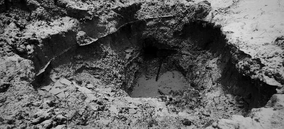 По факту обнаружения трупа жительницы Волчанска в котловане организована доследственная проверка