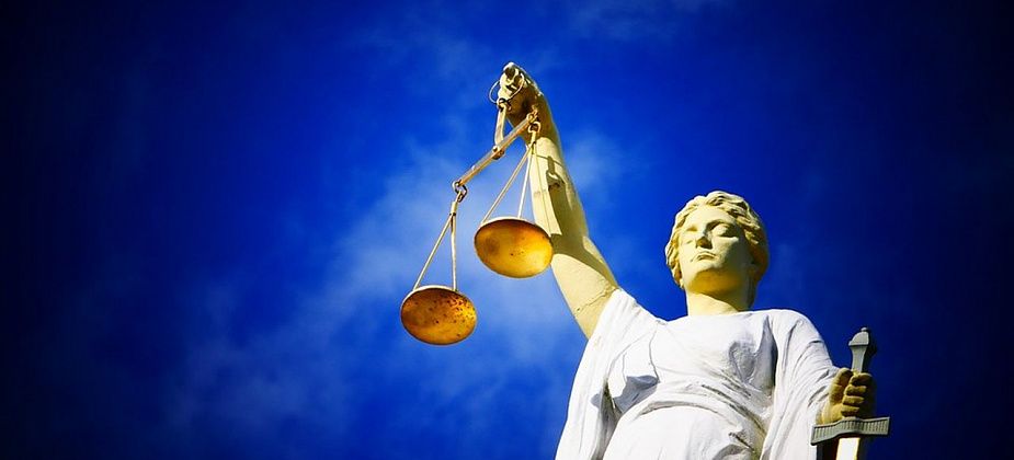 Журналиста "Якутска вечернего" обвиняют в воздействии... на подсознание