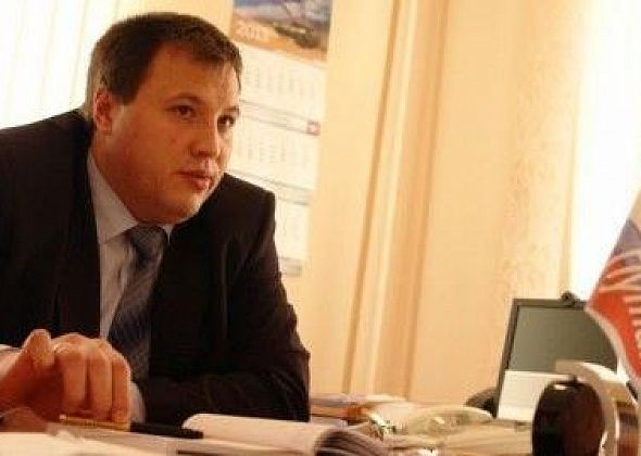 Мэр приглашает врачей и фельдшеров трудиться в волчанской ГБ. Обещает деньги и жилье