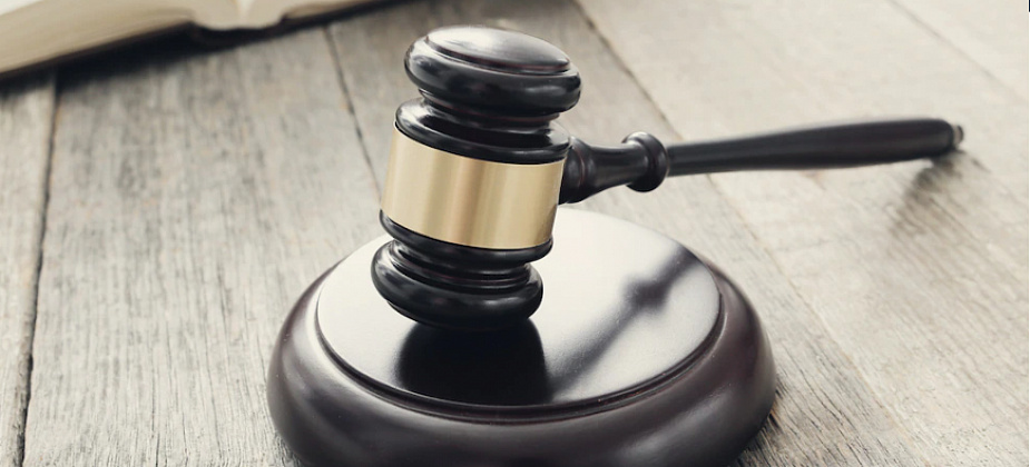 Североуральца приговорили к 10 годам лишения свободы за убийство знакомого кувалдой