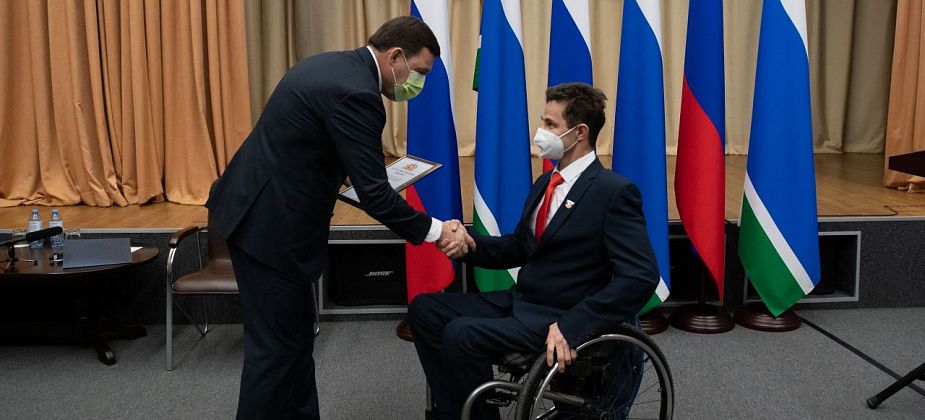 Евгений Куйвашев в день 15-летия Конвенции ООН о правах инвалидов встретился с уральскими паралимпийцами и сурдлимпийцами 