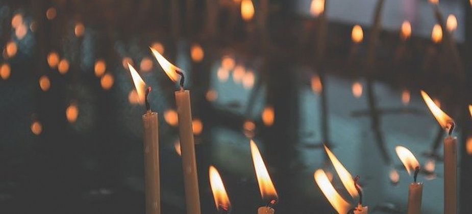 В Забайкалье прикуривший от свечи подросток стал фигурантом уголовного дела