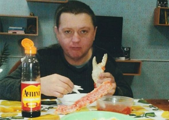 ФСИН объяснила обеды бандита-«цапка» с икрой и крабами