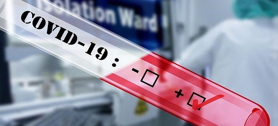 COVID. Губернатор решил выплатить медикам дополнительные премии