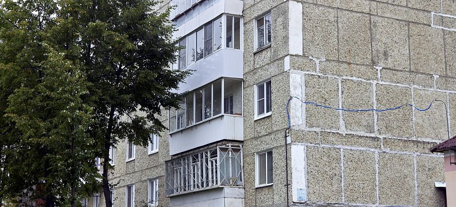 Россиянам запретят курить на балконах