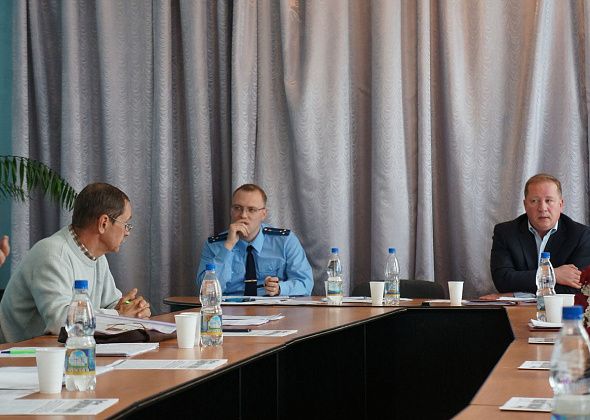 Депутаты утвердили график приемов