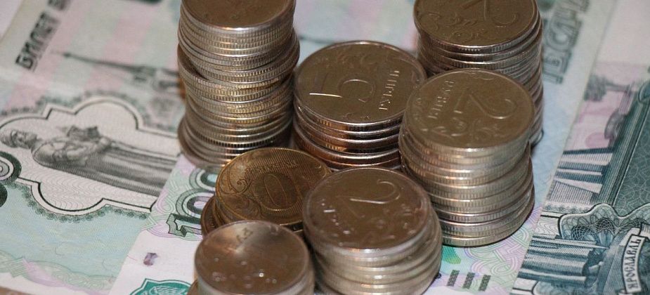 Пенсионеры старше 80 лет и инвалиды получат прибавку в 1200 рублей