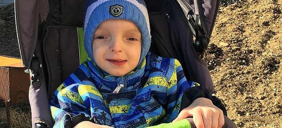 Мишу Махнева от октябрьского курса реабилитации отделяют еще 88 тысяч рублей