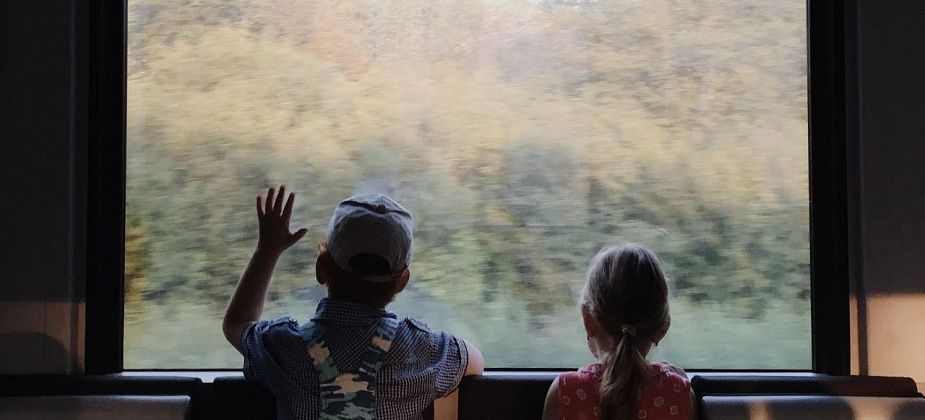 Как развлечь ребенка во время длительной поездки? 