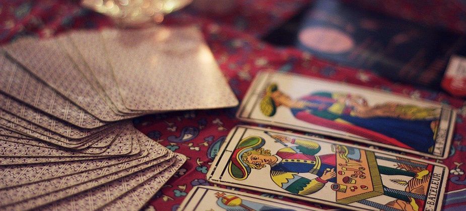 Чем заняться в каникулы: 6 января – Устройте гадания