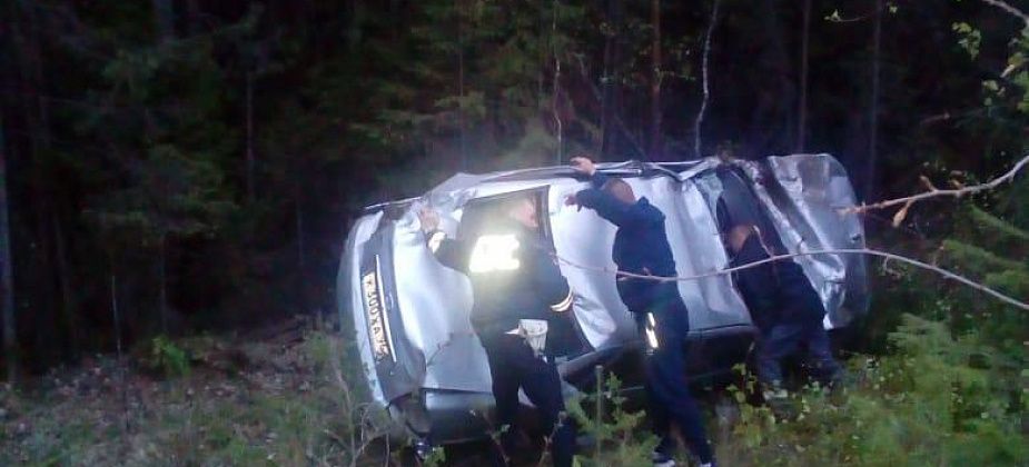 Бесправный и пьяный водитель устроил ДТП на трассе рядом с Карпинском