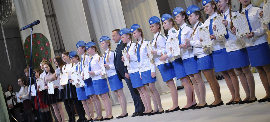 Волчанские артисты заняли призовые места на окружном фестивале патриотических песен