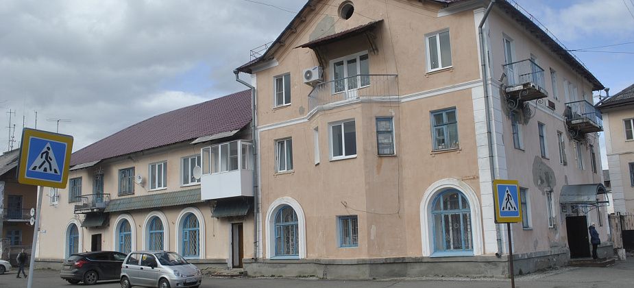 Волчанским чиновникам повысили зарплату. Не всем