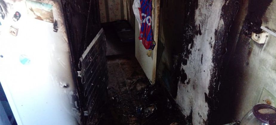 Пожар в квартире оставил одинокую мать с ребенком без вещей. Людям нужна помощь