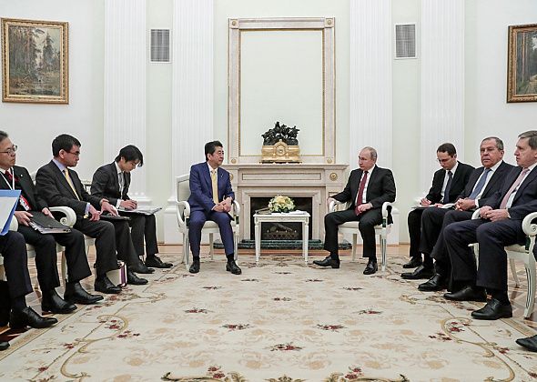 Курилы отдать оставить. Чем завершились московские переговоры Путина и Абэ