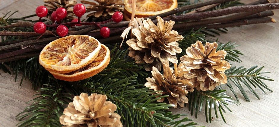 Адвент-календарь: день четвертый - украшаем квартиру